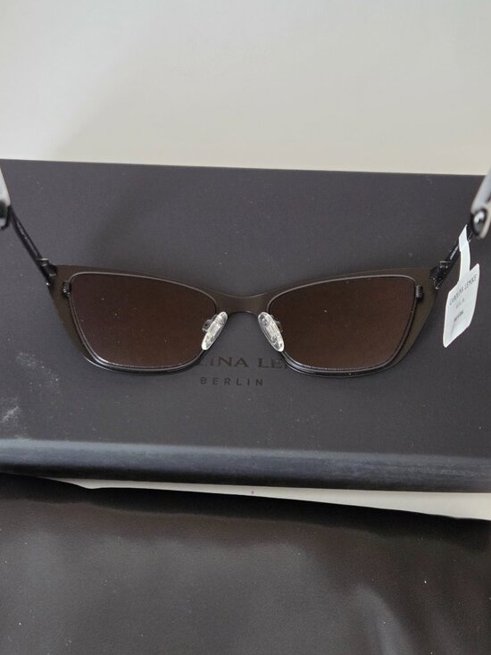 Carolina Lemke Berlin Womens Sunglasses CL3224-01 Cateye Retro 52-18-145 NEW NIB